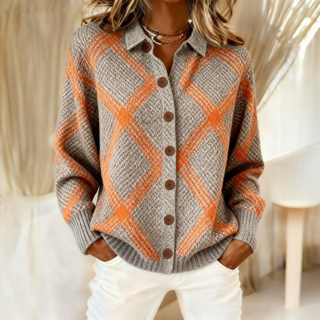 VIVIANA – Weicher Pullover mit modernem Karomuster